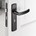 AXA deurkruk Blok met schild WC63/8 Curve zwart