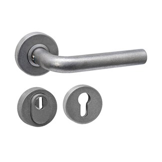 Intersteel Achterdeurbeslag SKG3 deurkruk Luzern met Rond Veiligheidsrozet RVS getrommeld  